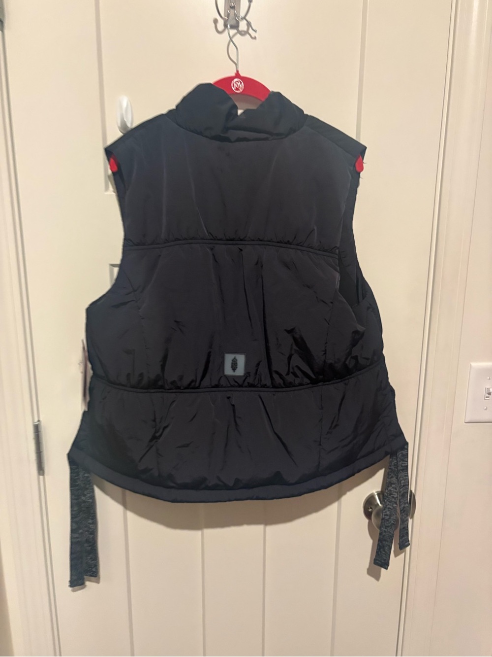 Free People Easy Breezy Puffer Vest XS Black NWT - Picture 4 of 6
